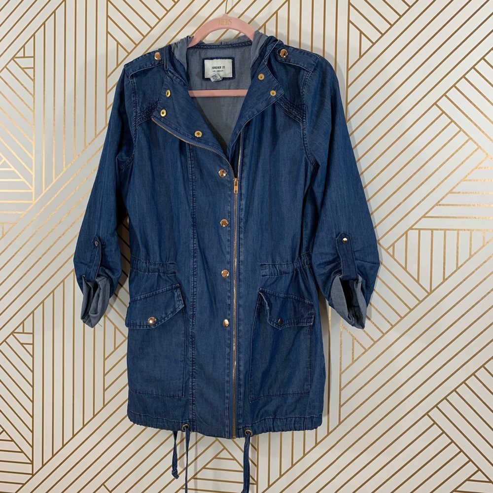 NWOT Forever 21 Blue Denim Jacket